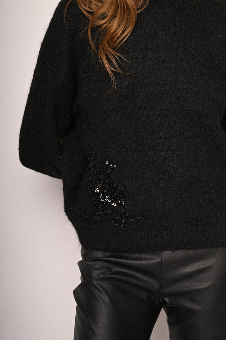 Maglia con applicazione preziosa