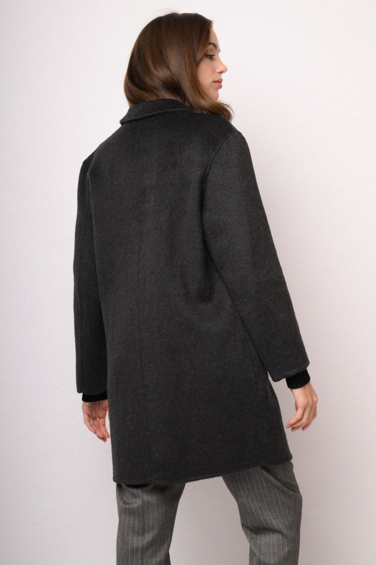 Cappotto doppiopetto nero in misto lana