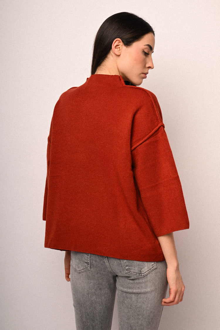 Pull con collo a cratere