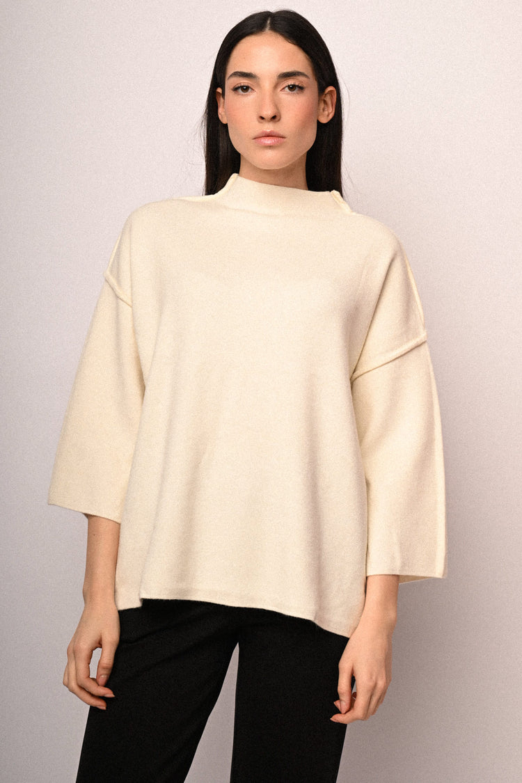 Pull con collo a cratere
