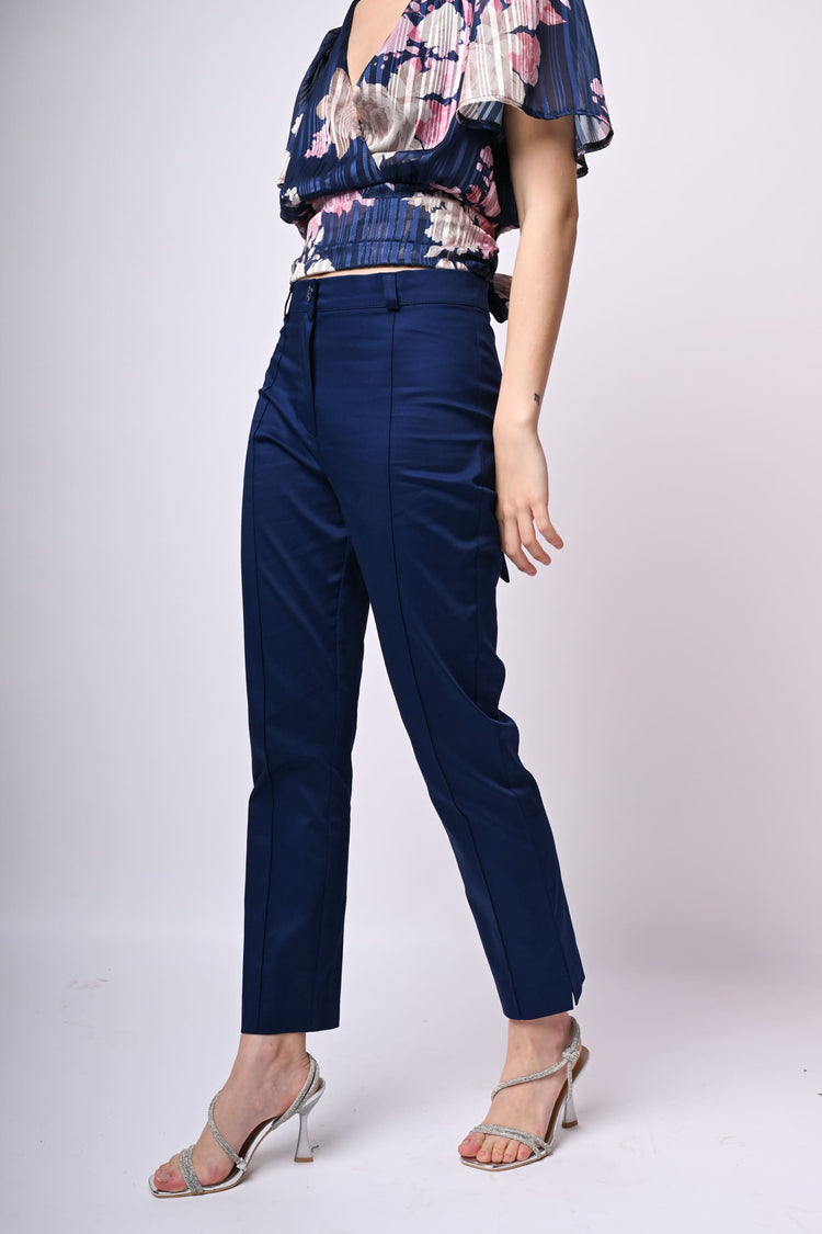 Pantaloni slim-fit con impuntura