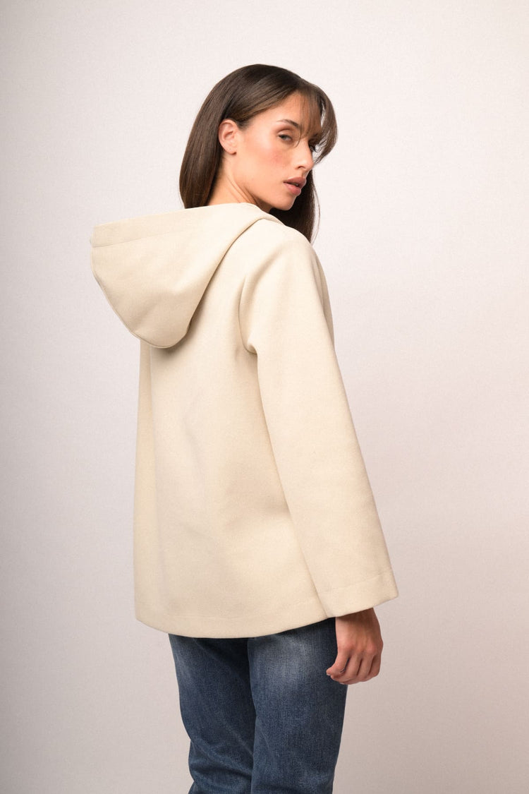 Cappotto corto con zip e cappuccio