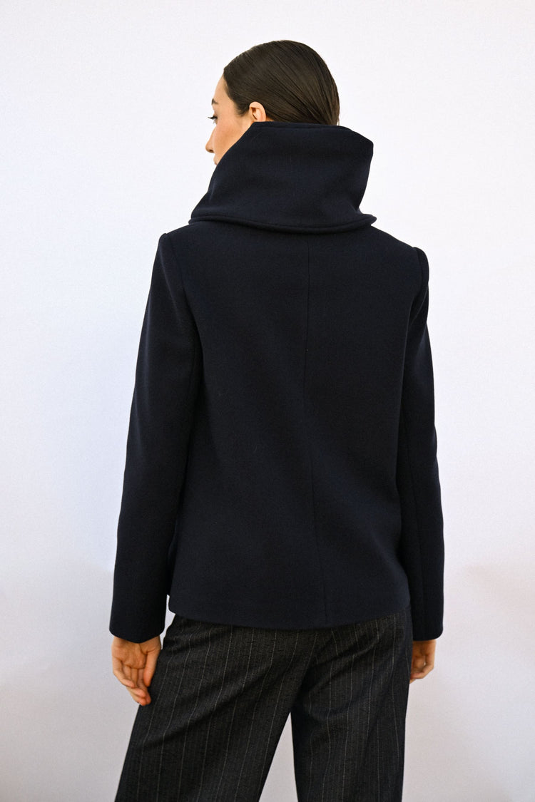 Cappotto doppiopetto corto