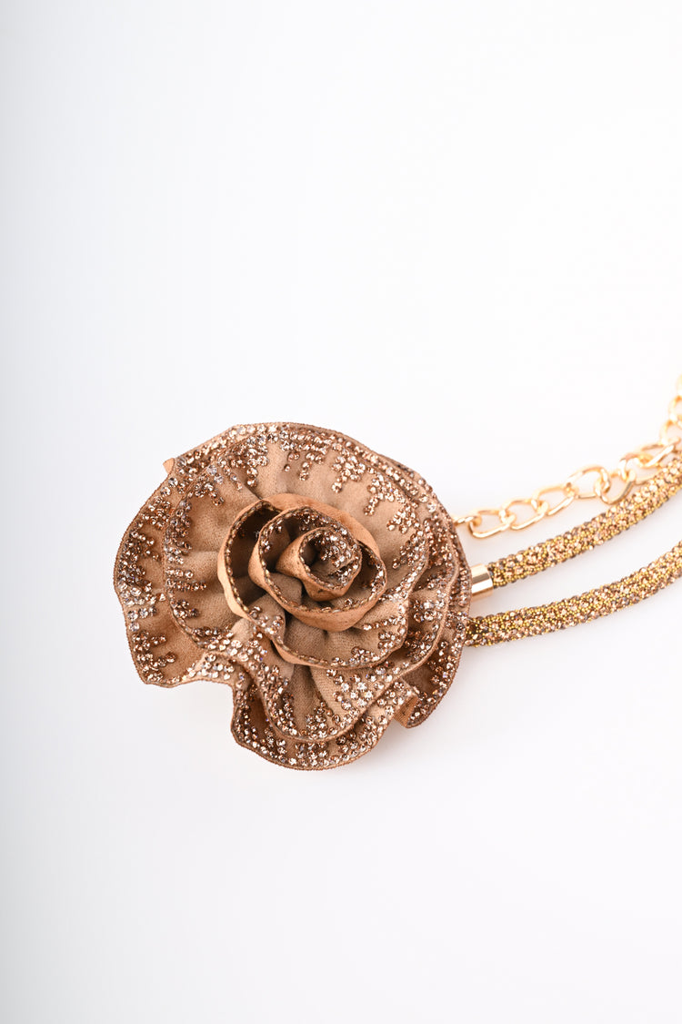 Collana con rosa