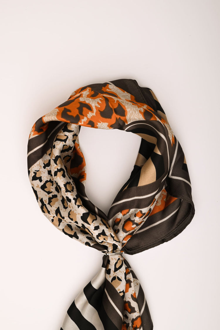 Foulard a stampa animalier mix con anello