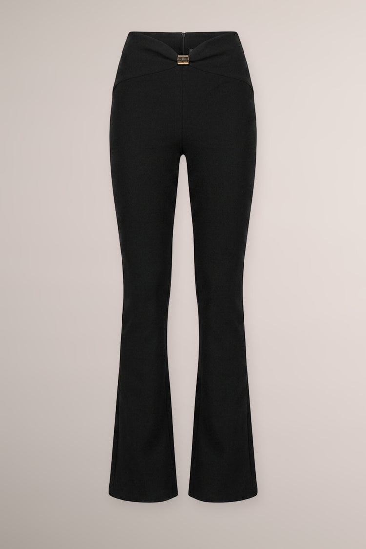 Pantaloni neri a gamba svasata con fascia e fibbia