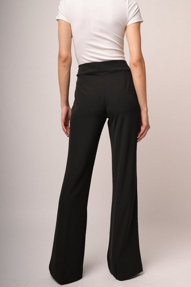 Pantaloni a zampa fluidi