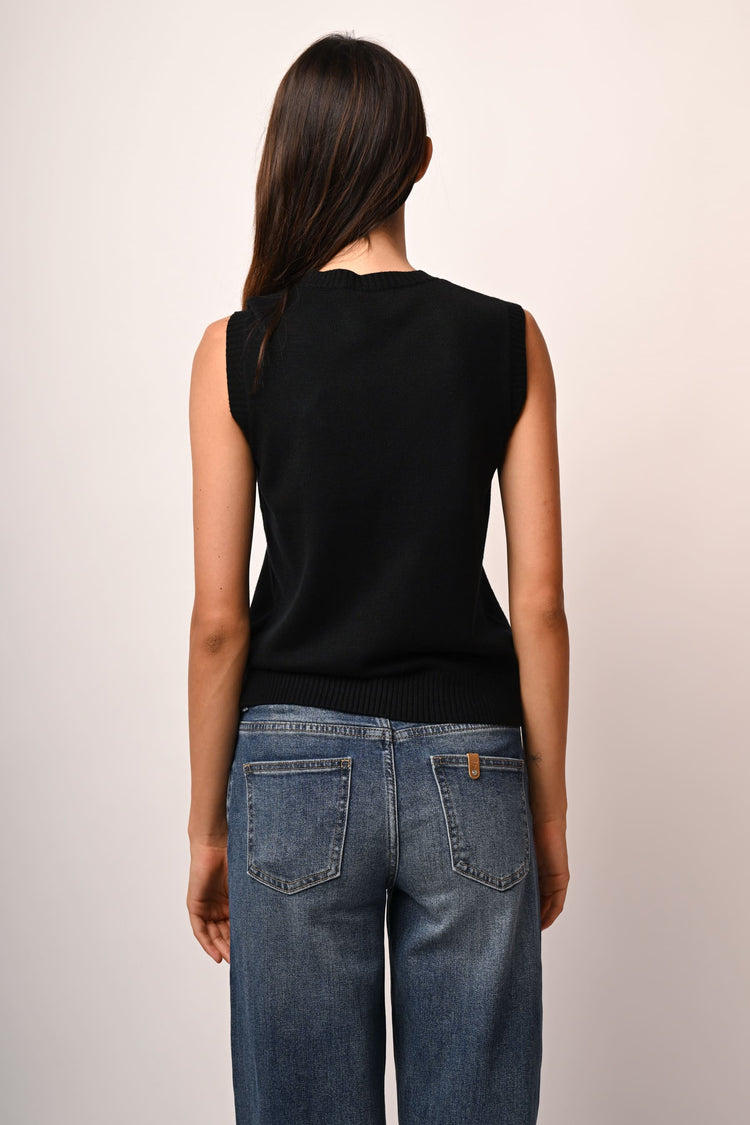 Pull senza maniche
