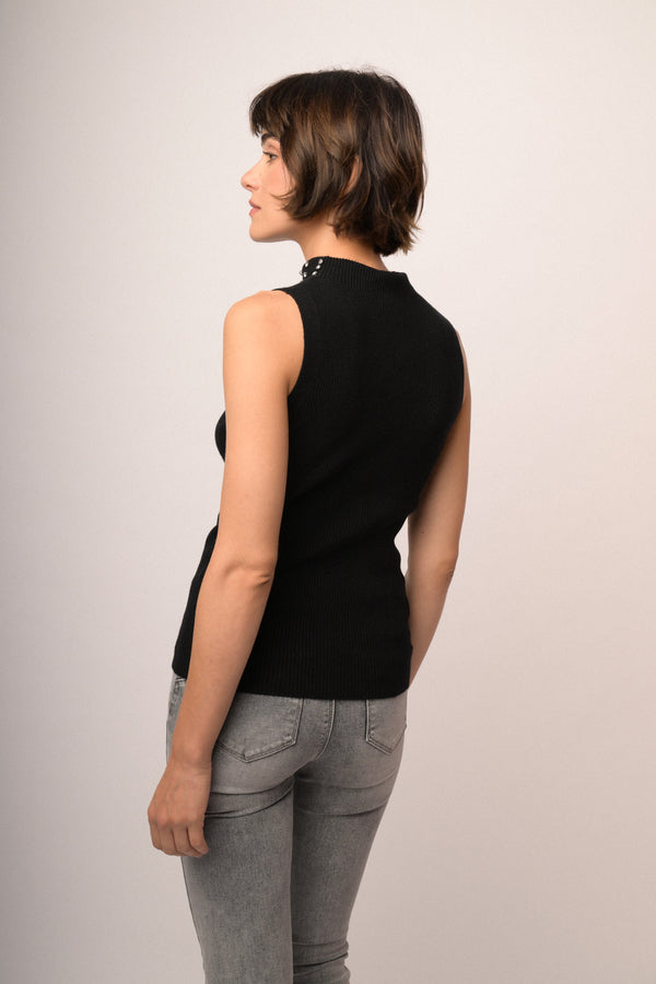 Maglia smanicata con strass