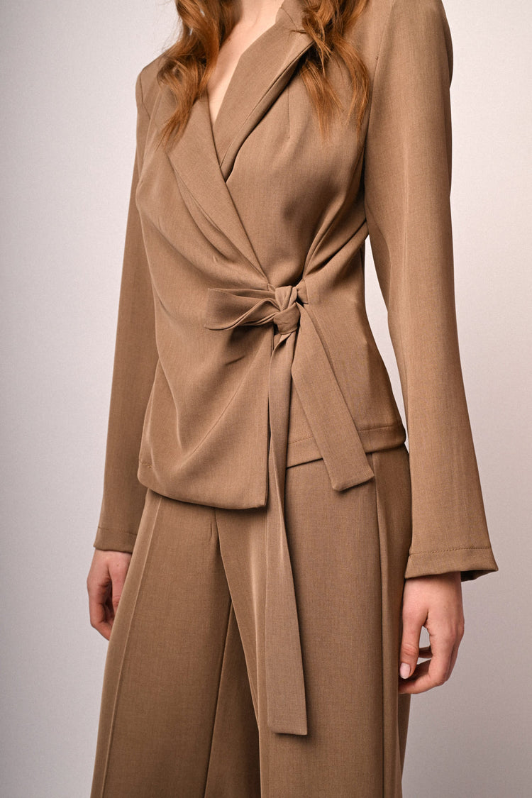 Blazer a portafoglio con cintura