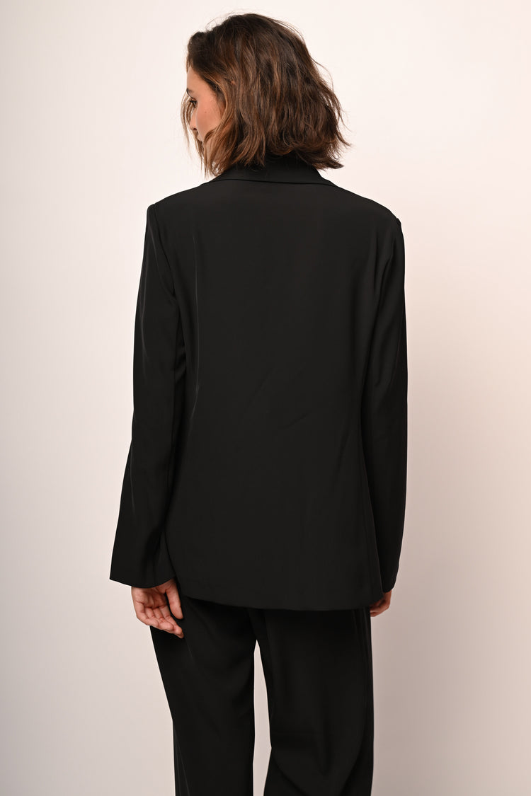 Blazer destrutturato con bottone sottile