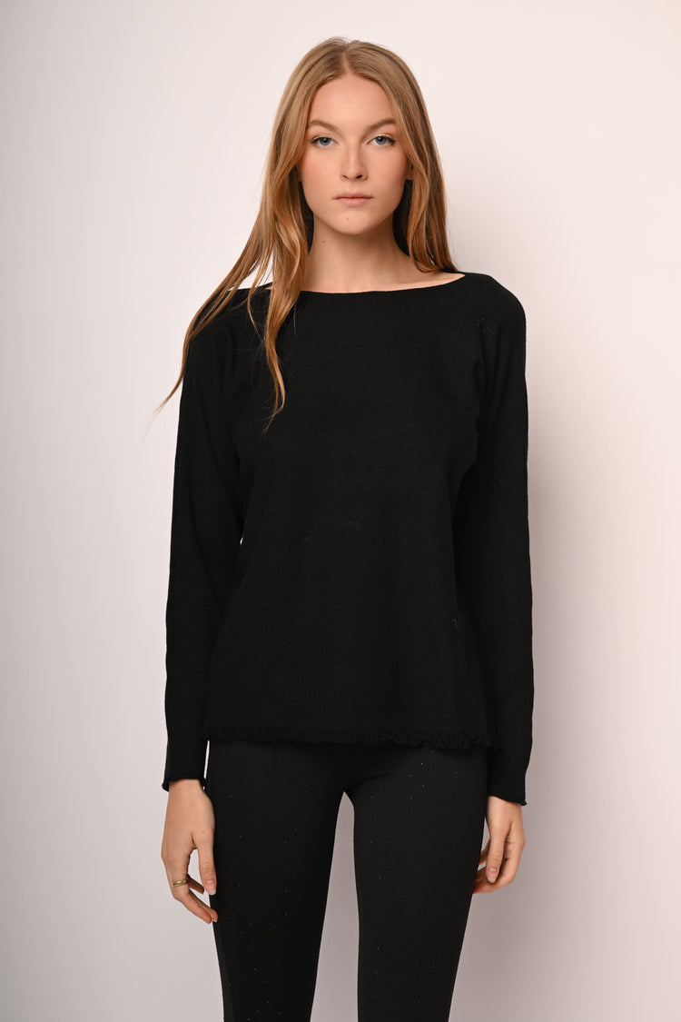 Pull con orlo a frange