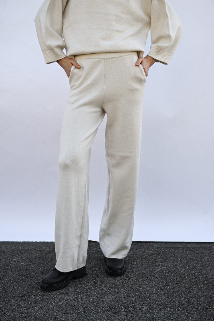 Pantaloni palazzo in maglia