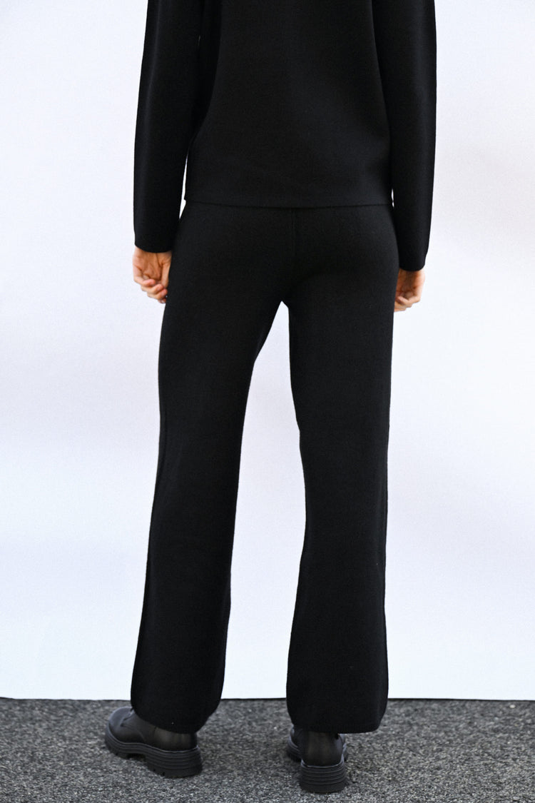 Pantaloni palazzo in maglia