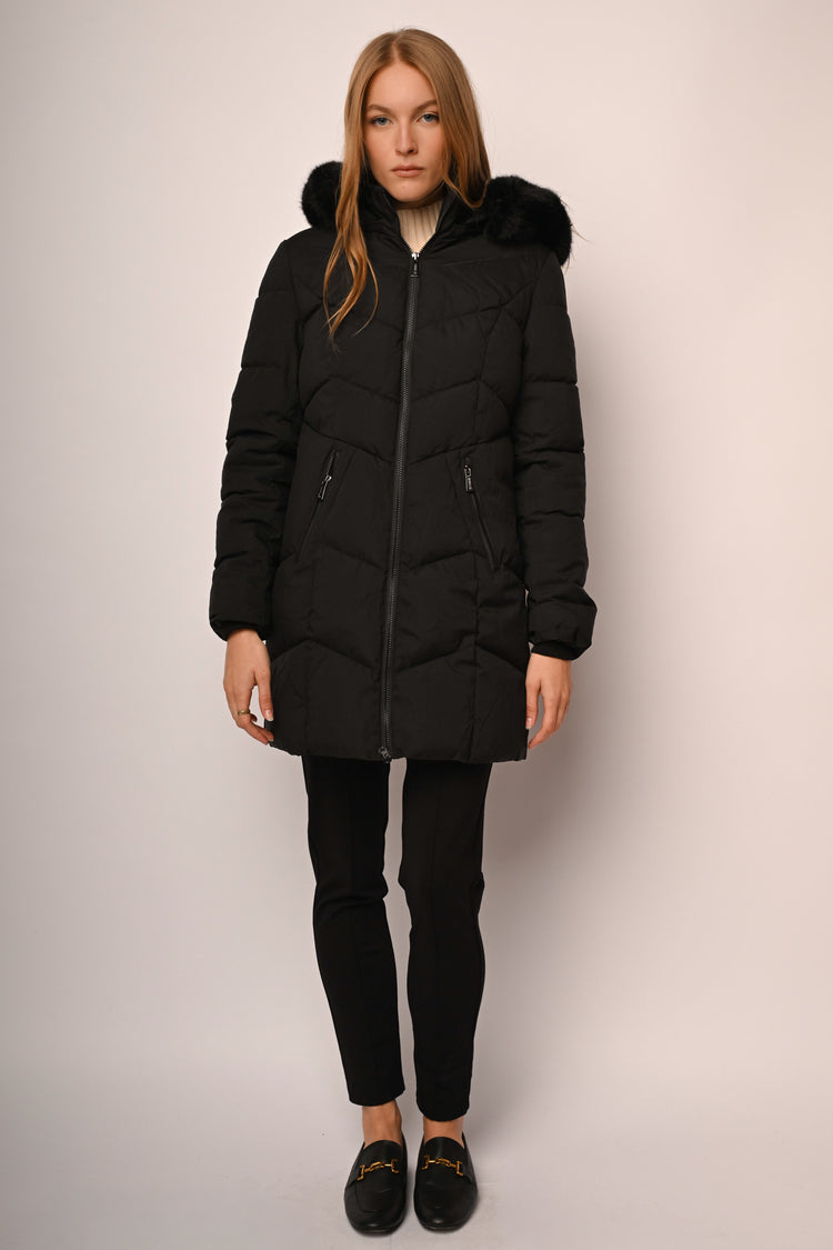 Piumino in nylon trapuntato con cappuccio in faux fur