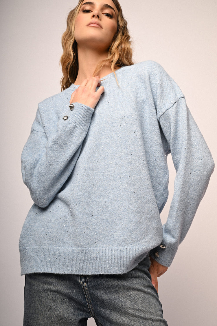 Pull con bottoni a cuore e strass