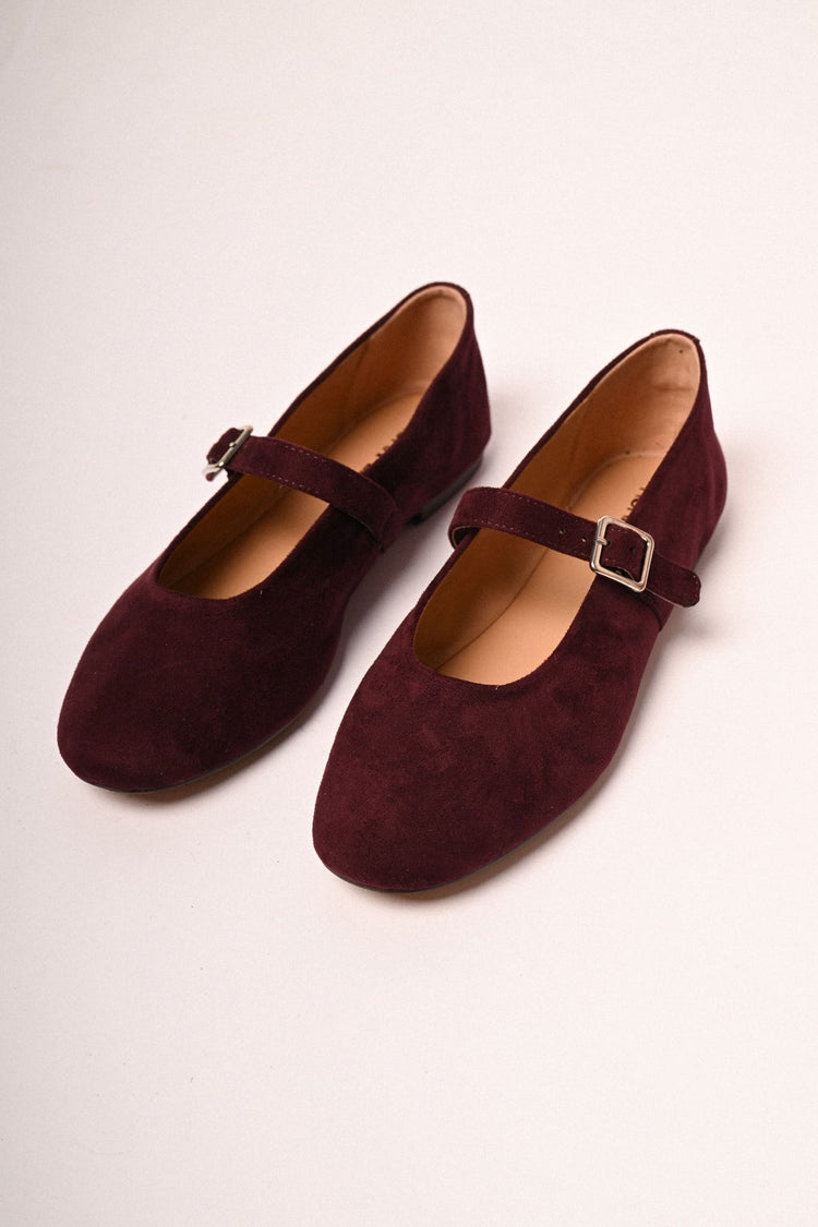 Ballerine in velour con cinturino