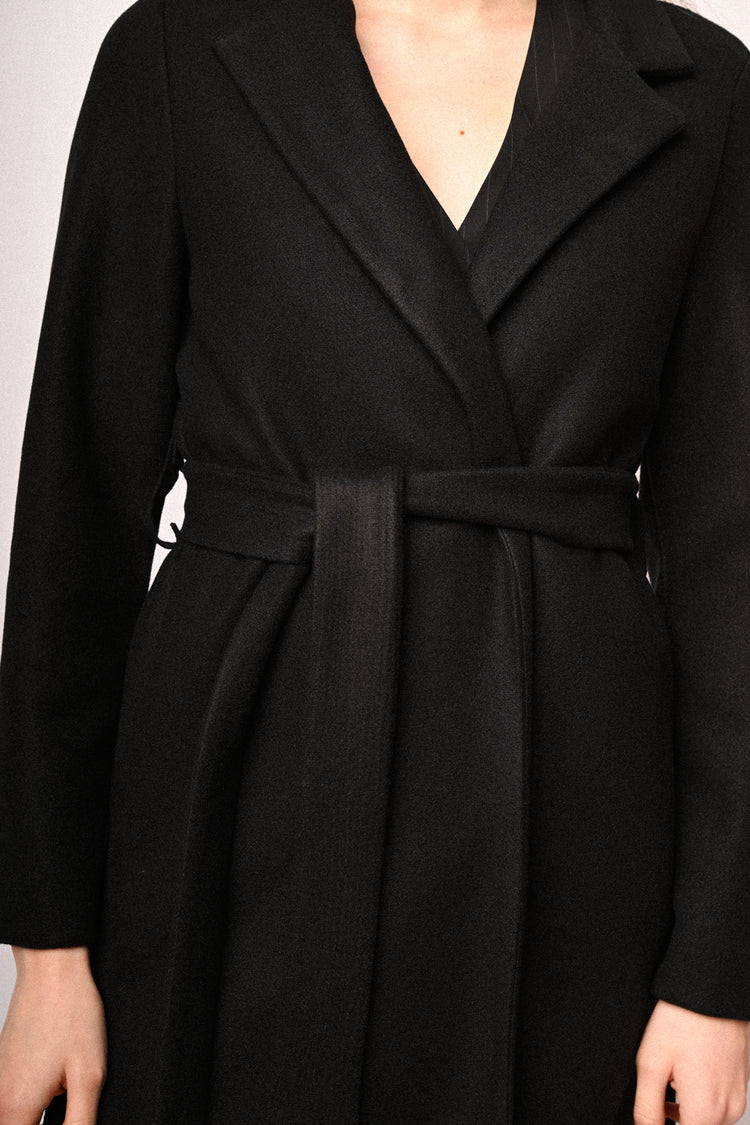 Cappotto con cintura