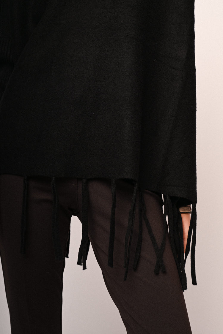 Pull con frange allorlo