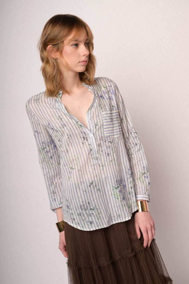 Blusa in cotone a righe & fiori celeste
