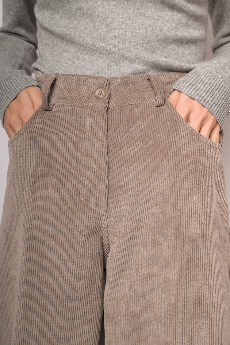 Pantaloni palazzo in velluto a coste tortora