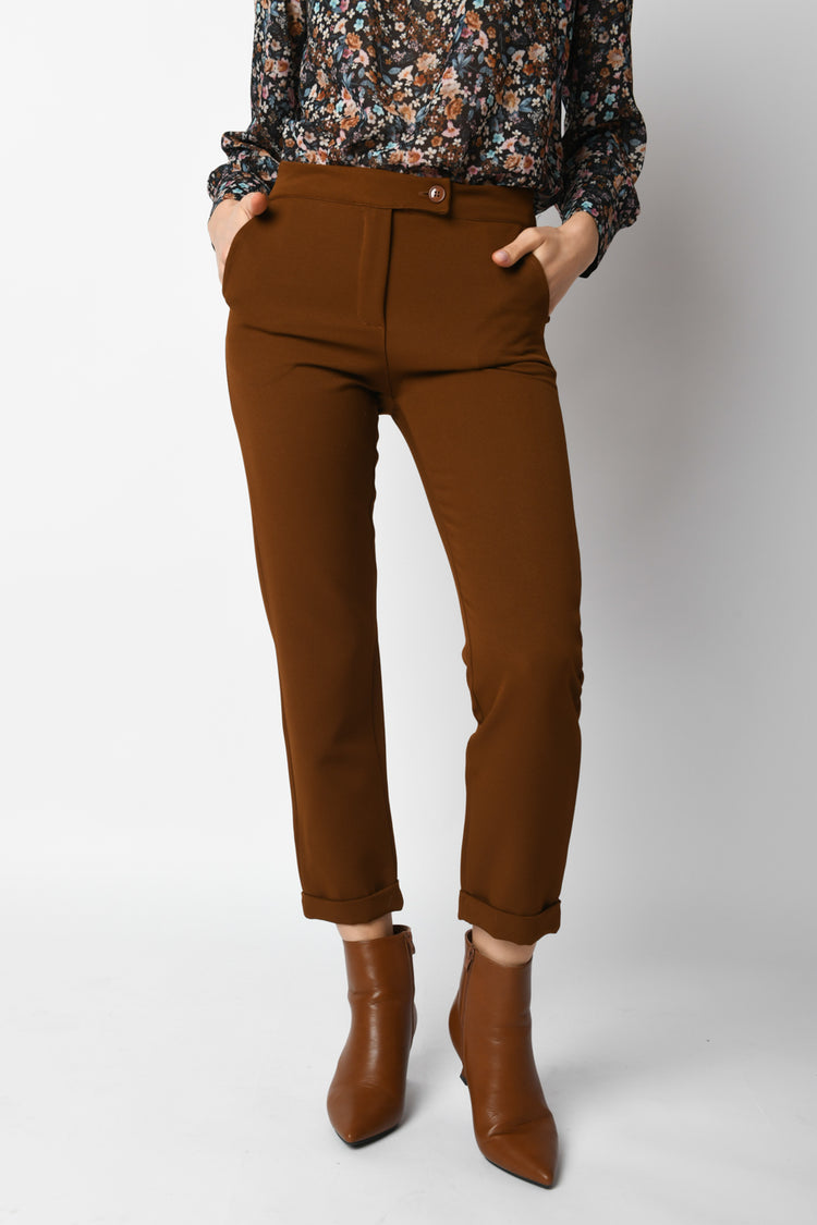 Pantaloni slim-fit con risvolto