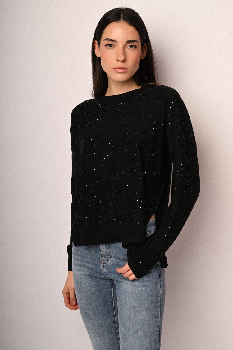 Pull basic con mini paillettes all-over