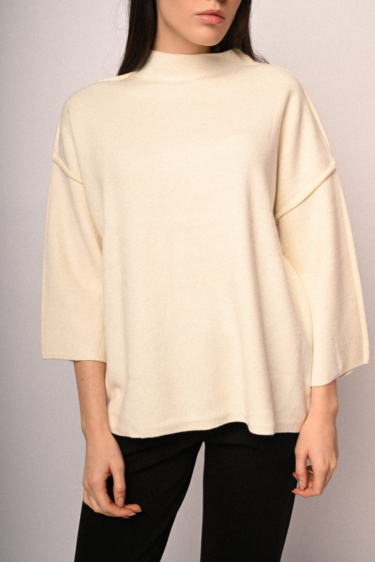 Pull con collo a cratere