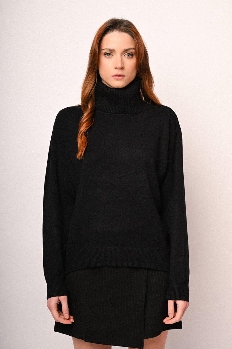 Maglia basic collo alto