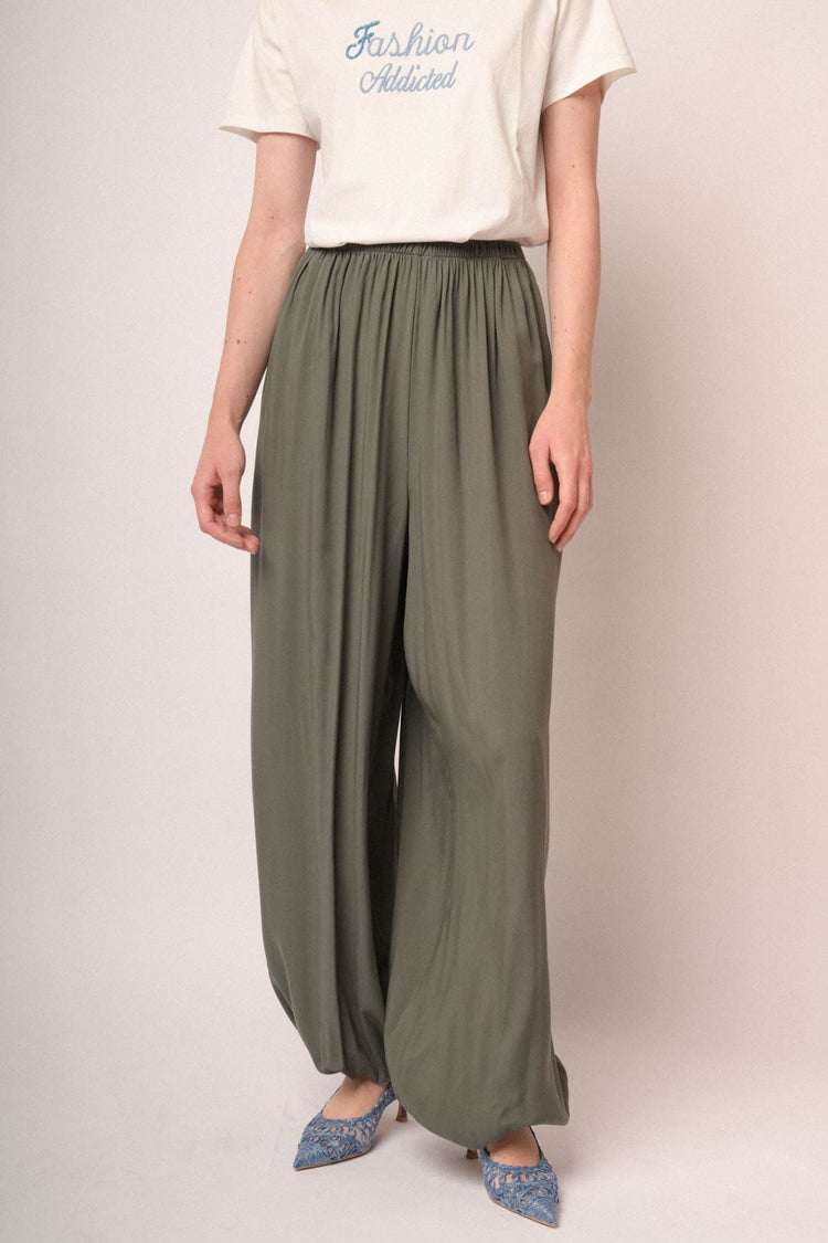 Pantaloni harem