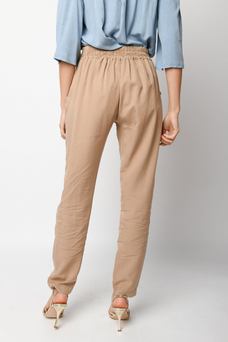 Pantaloni baggy con cintura