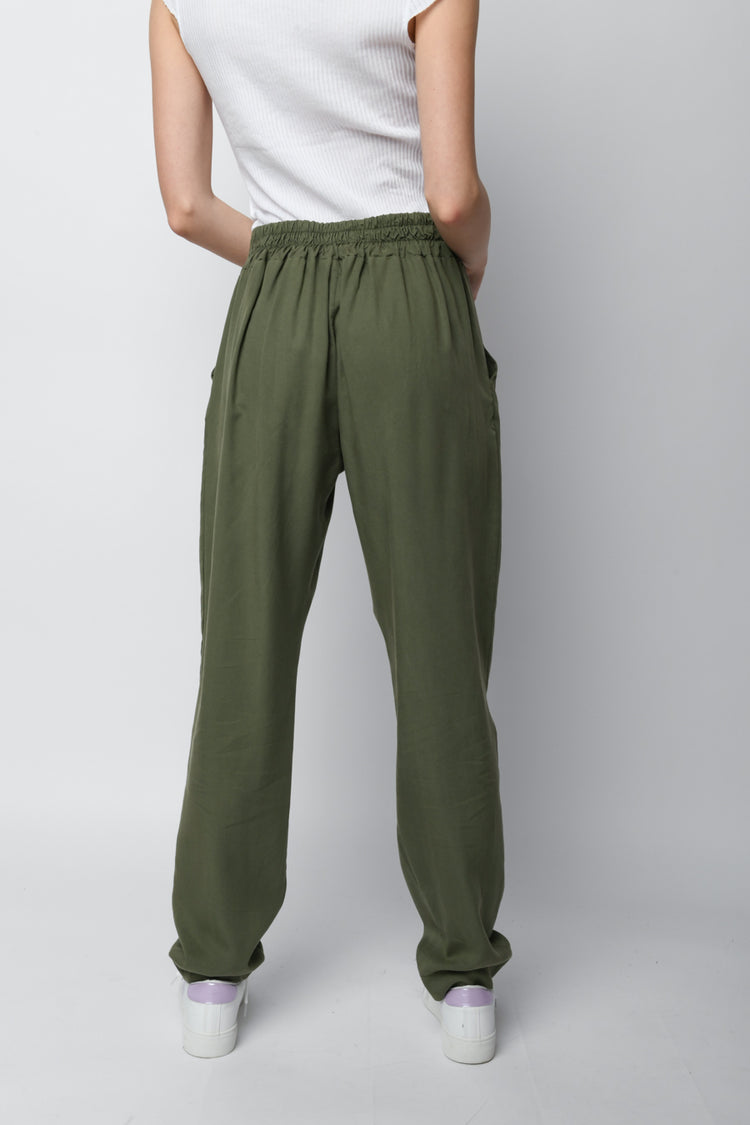 Pantaloni baggy con cintura