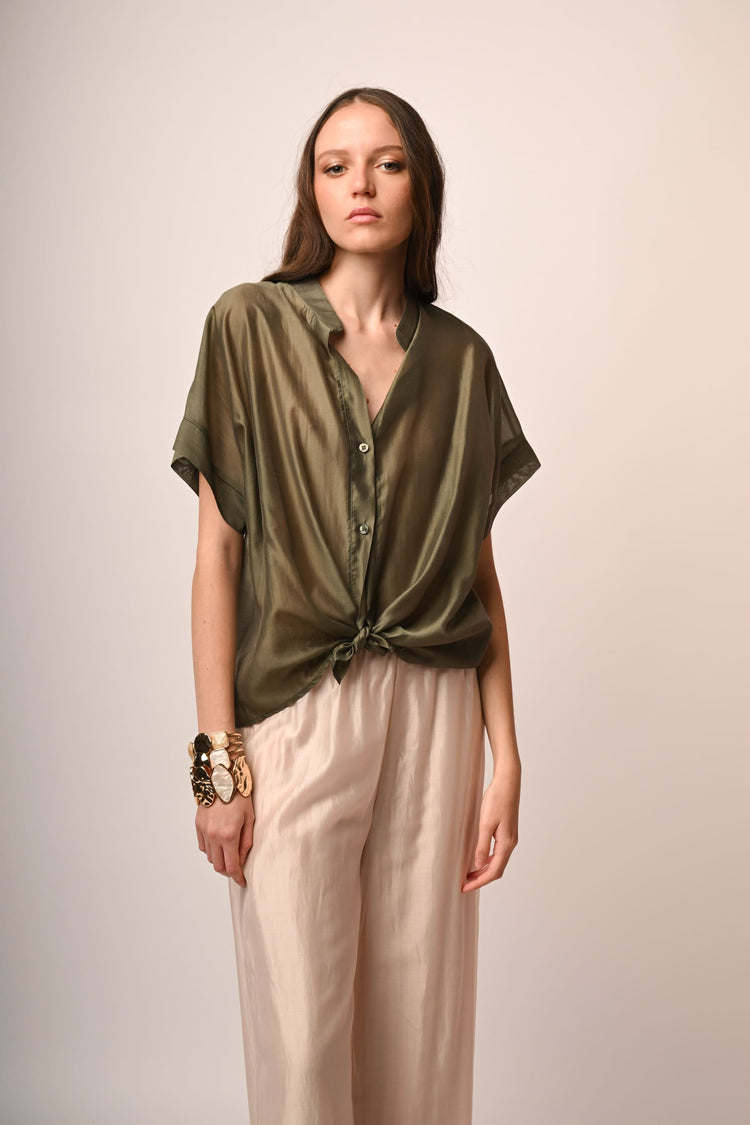 Camicia in mussola con nodo