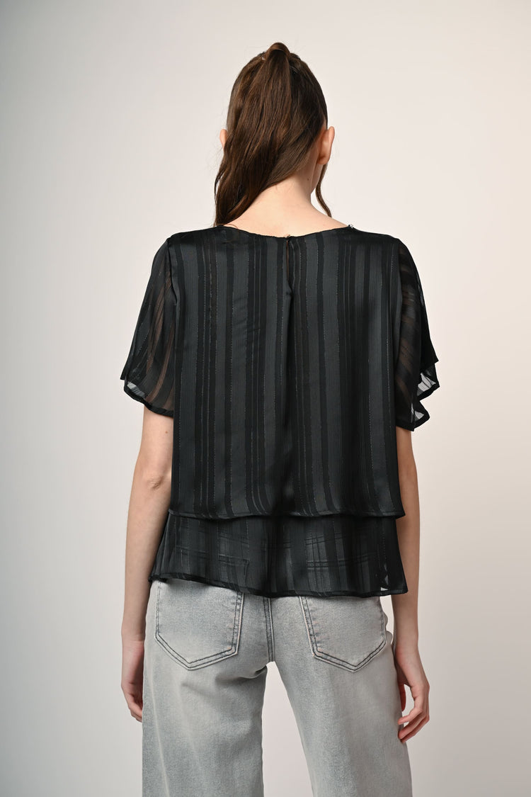 Top doppiato in georgette con strass