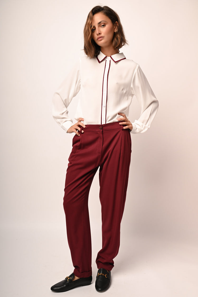 Pantaloni in viscosa con pinces
