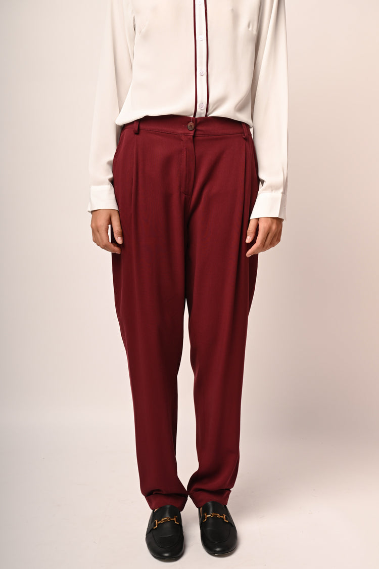 Pantaloni in viscosa con pinces