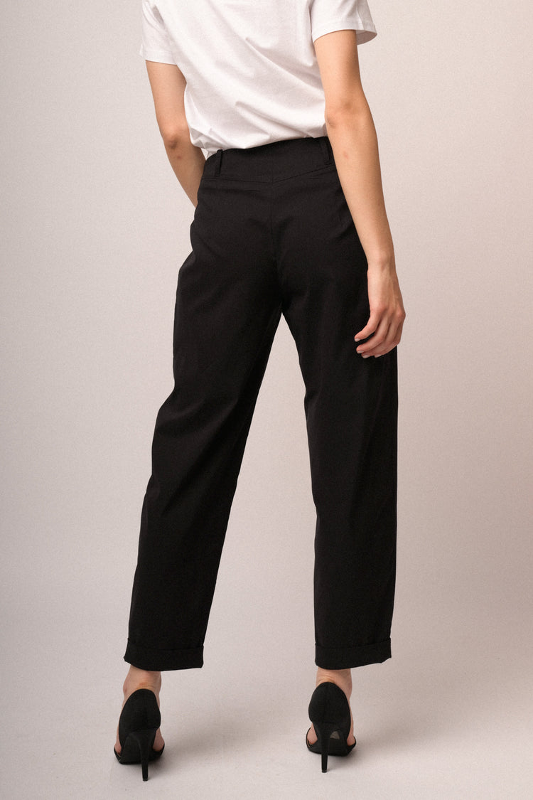 Pantaloni baggy con risvolto