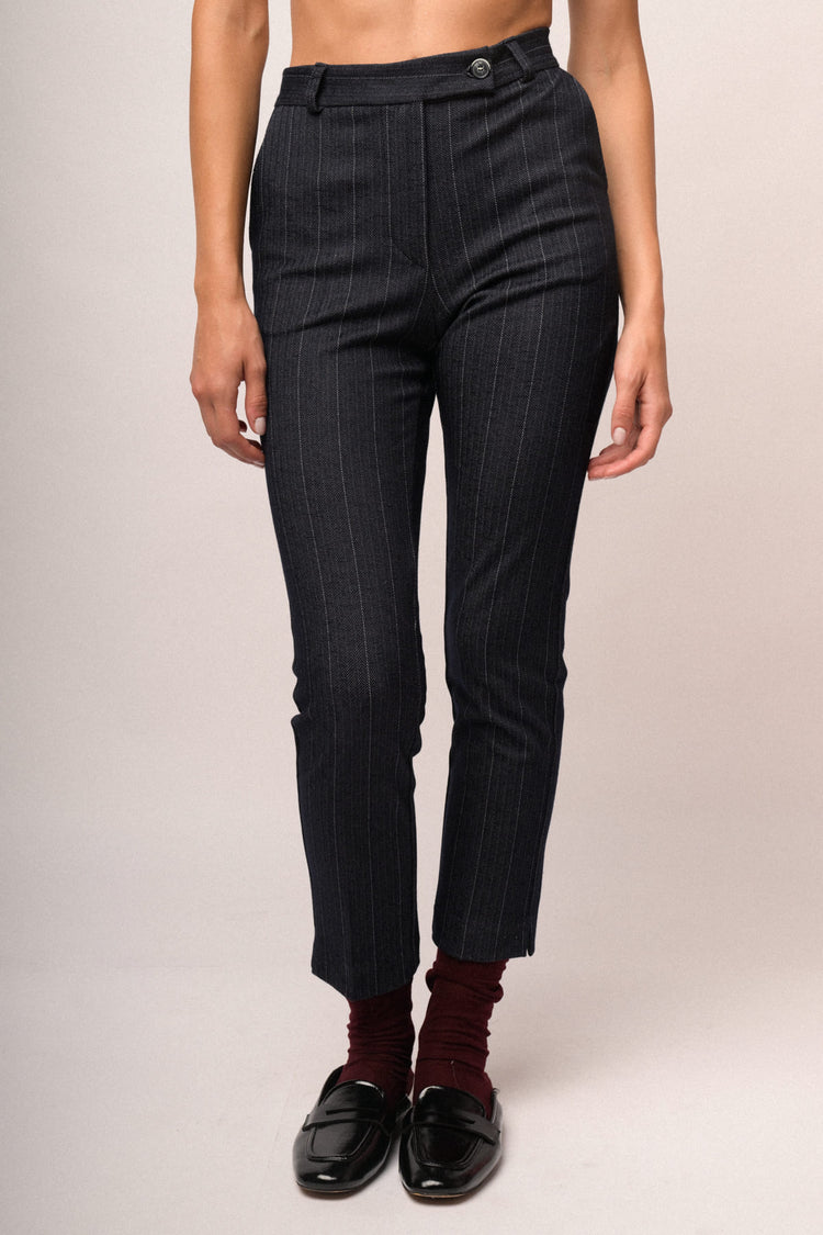 Pantaloni linguetta slim