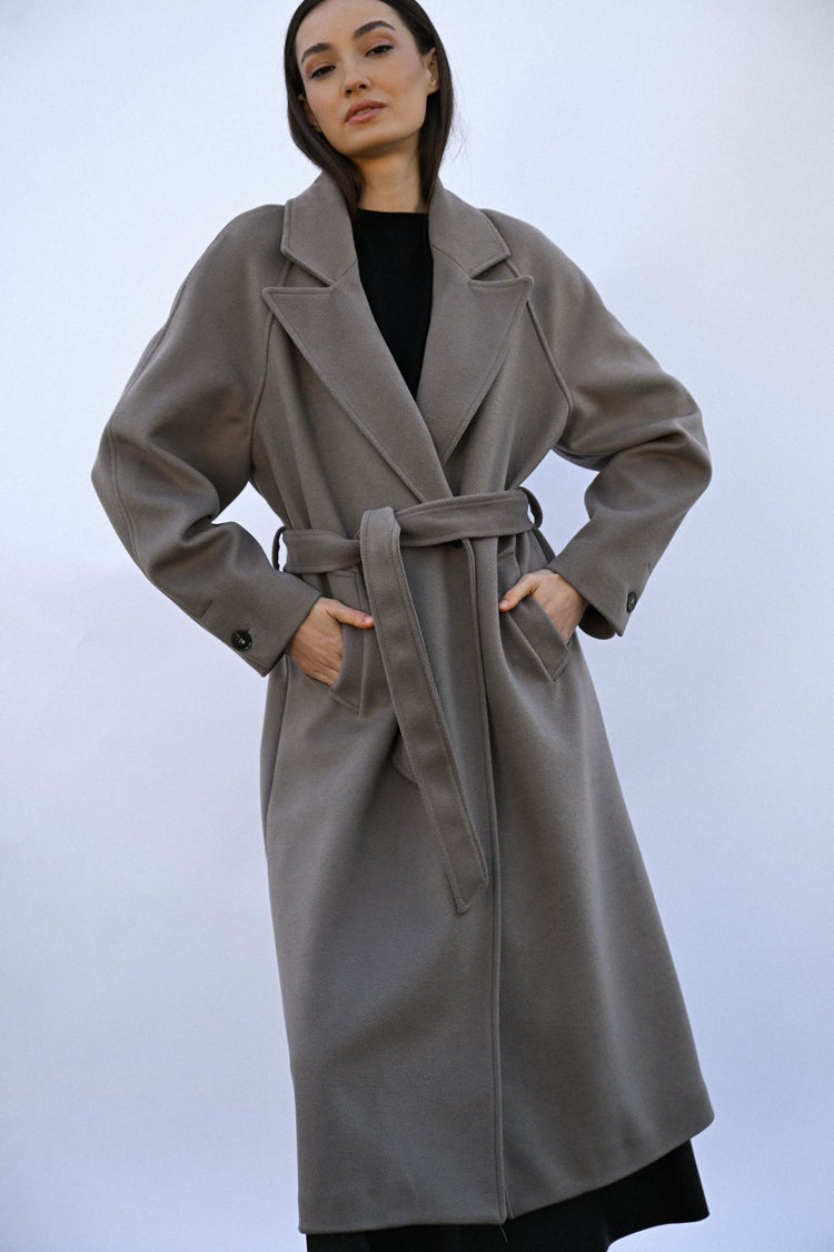 Cappotto lungo doppiopetto con cintura