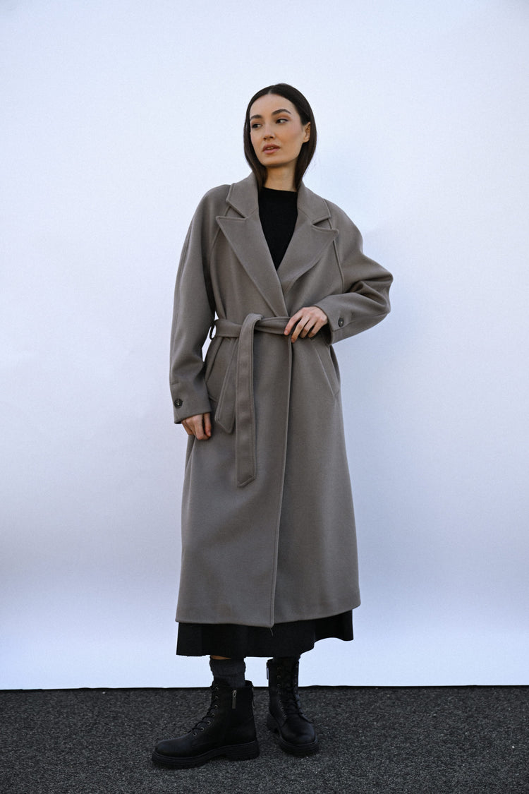 Cappotto lungo doppiopetto con cintura