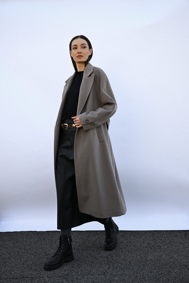 Cappotto lungo doppiopetto con cintura