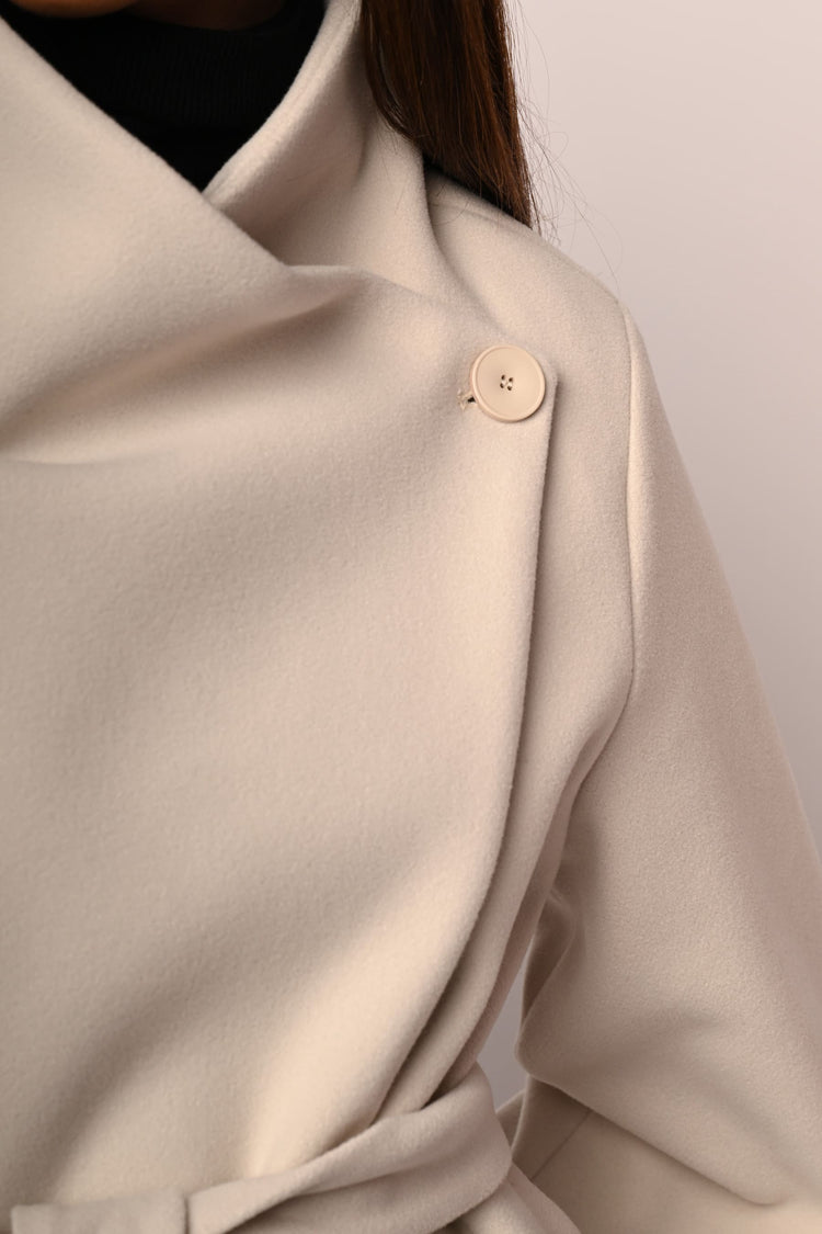 Cappotto corto con cintura
