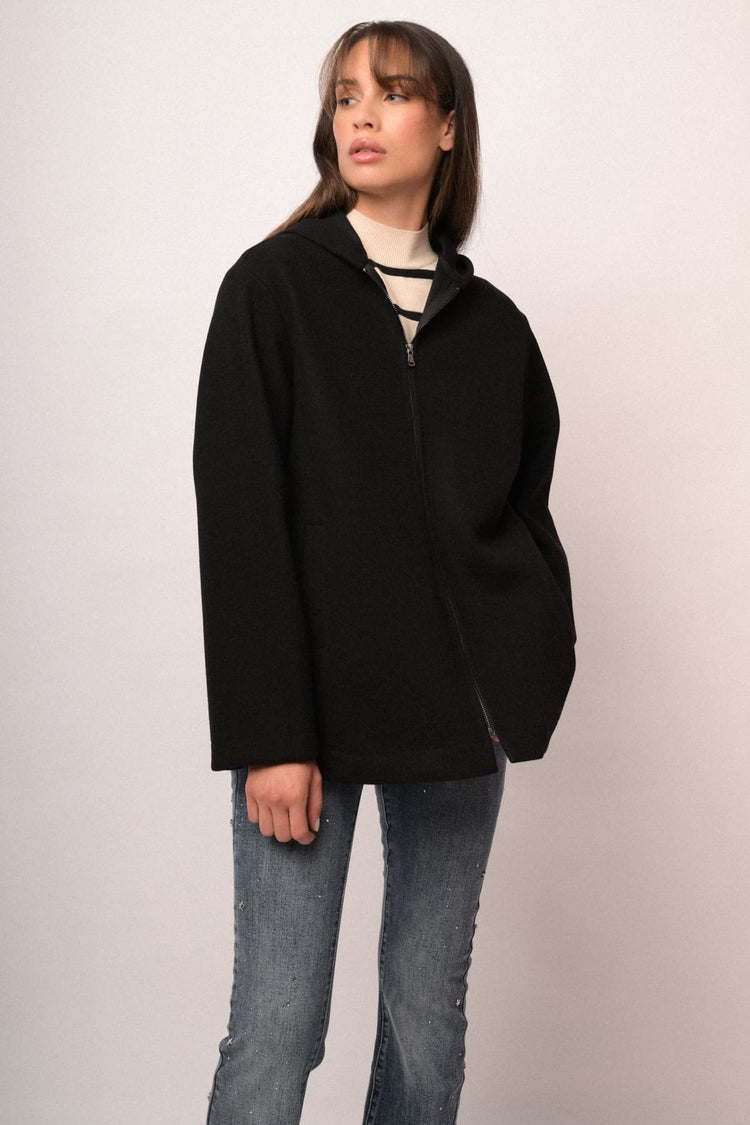 Cappotto corto con zip e cappuccio