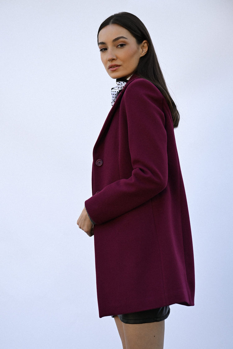 Cappotto monopetto con bottoni gioiello