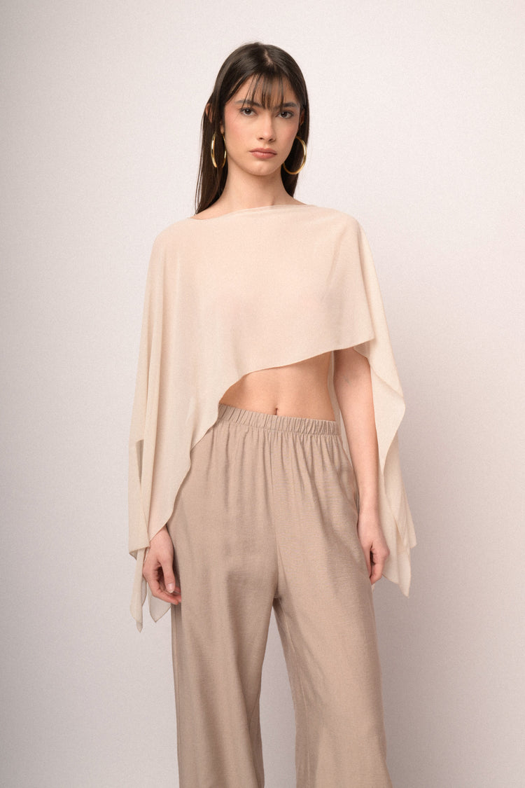 Coprispalle fluente in tulle beige
