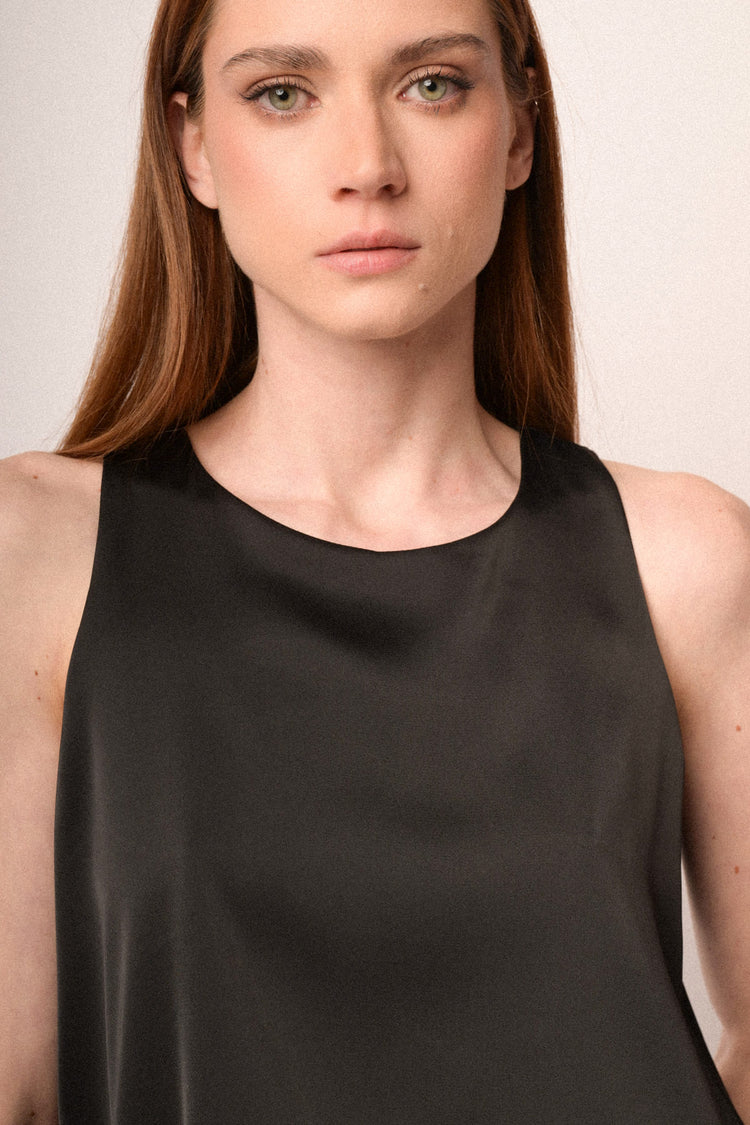 Top a palloncino in raso nero