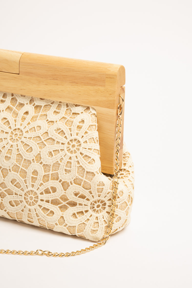 Pochette in legno e pizzo beige