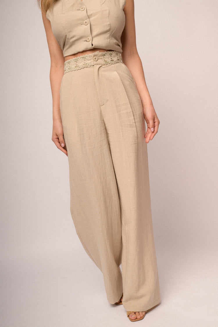 Pantaloni palazzo con cintura in pizzo beige