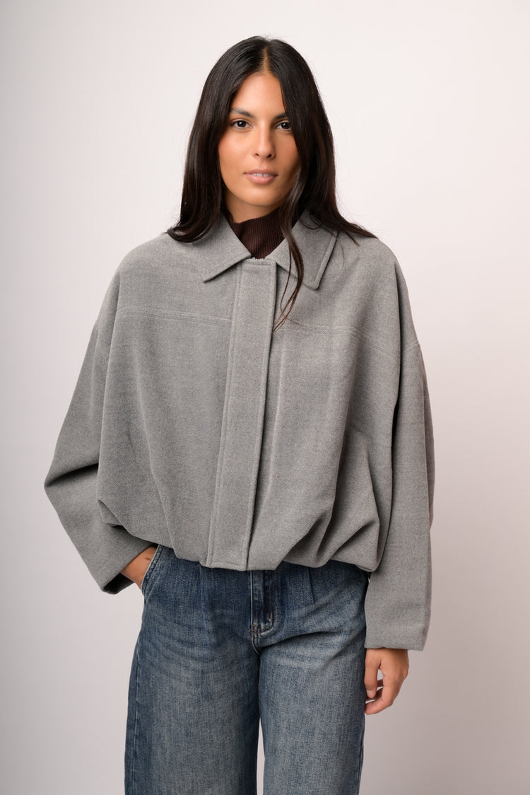 Cappotto corto arricciato