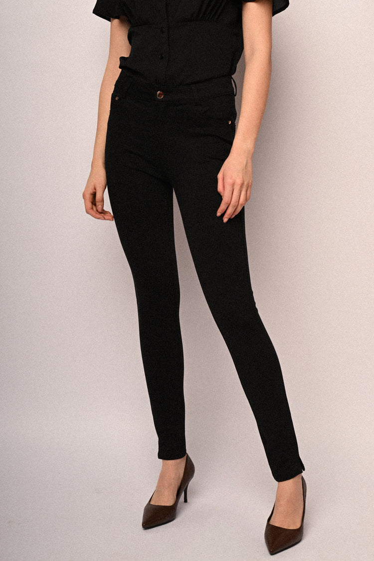 Pantaloni slim-fit in drill